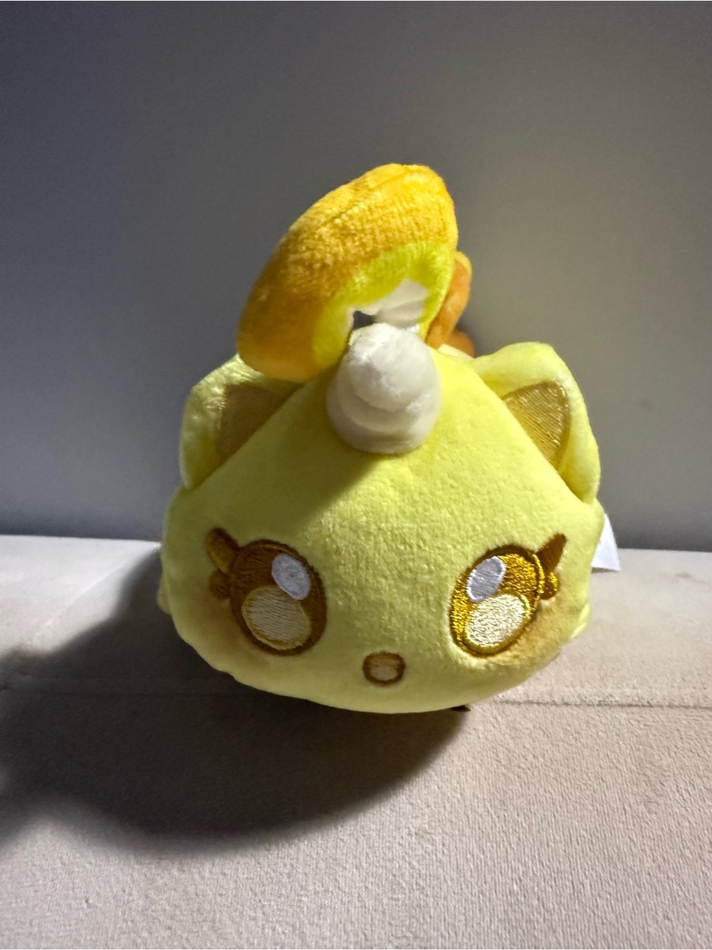Aphmau MeeMeows Mystery Plush Limited Edition Unicorn Yellow Cat